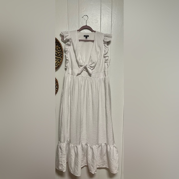 Express Dresses & Skirts - Express Flutter Sleeve Tie Front Midi Poplin white Dress XL